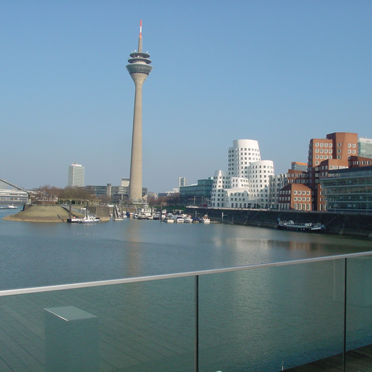 travel agent adorf düsseldorf bus 
